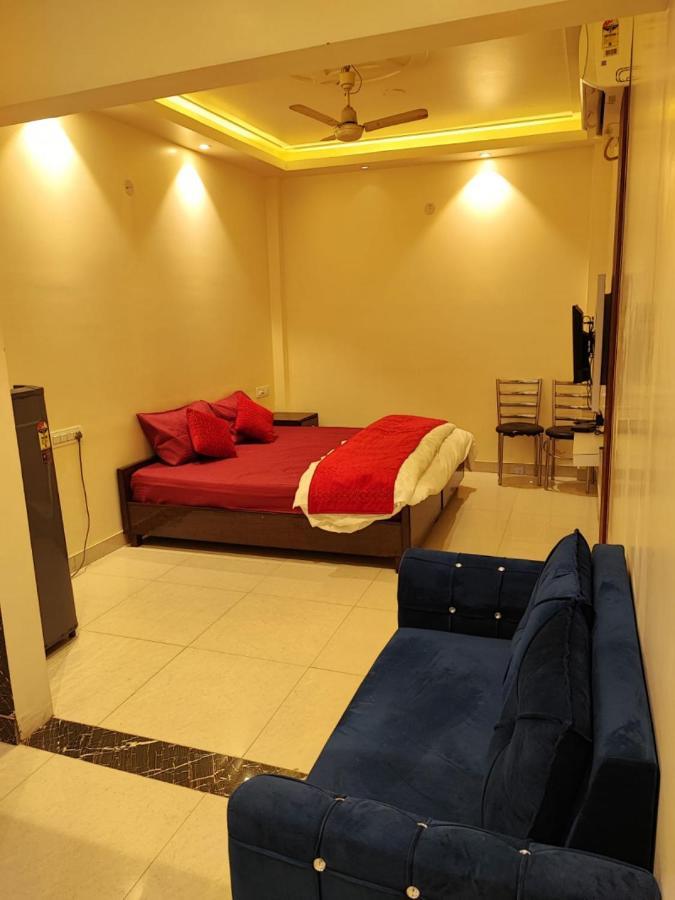 Sun Moon Residency And Apartments, Hotels In Rohini Delhi  Buitenkant foto