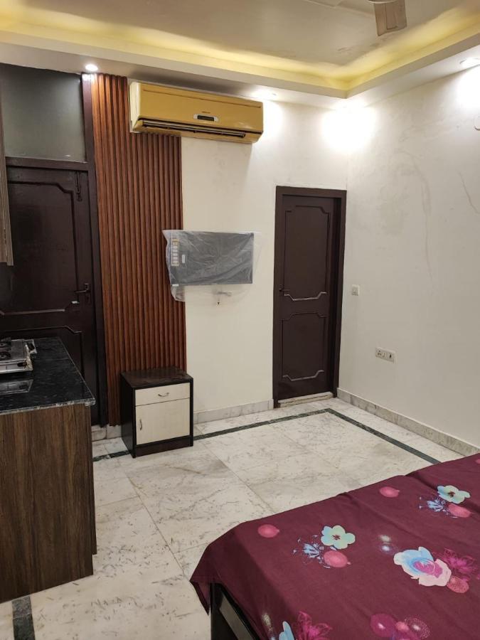 Sun Moon Residency And Apartments, Hotels In Rohini Delhi  Buitenkant foto